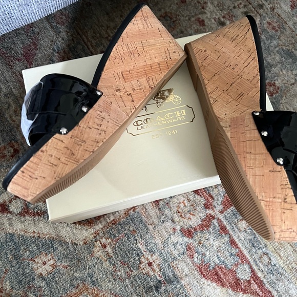 NIB Coach Jen black patent wedge - Picture 3 of 4